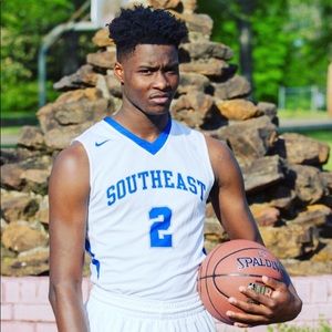 Meet your Posher, Thomas